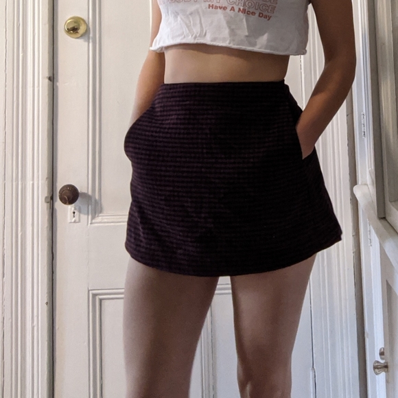 UO Plaid Pocket Miniskirt - Picture 2 of 7